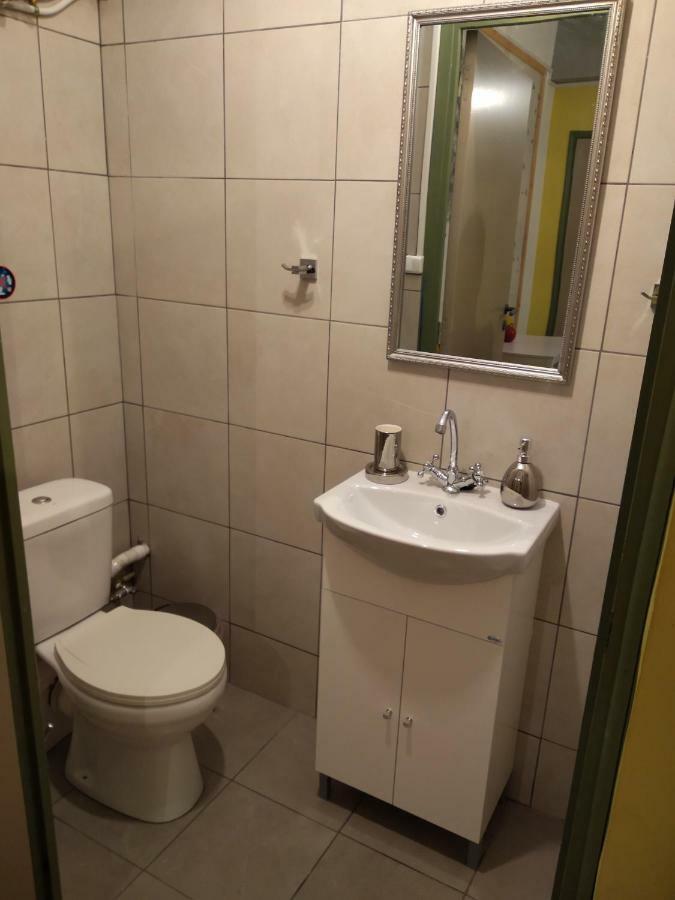 Acropolis Ermou Rooms At Plaka เอเธนส์ ภายนอก รูปภาพ