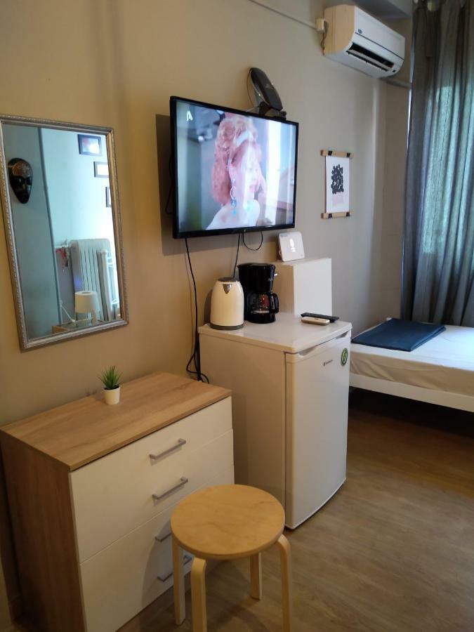 Acropolis Ermou Rooms At Plaka เอเธนส์ ภายนอก รูปภาพ
