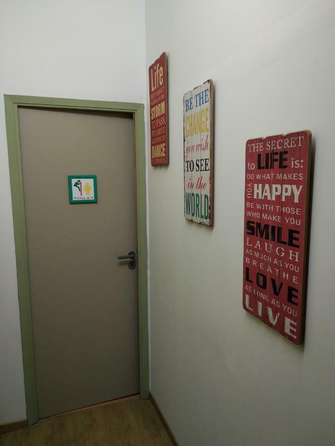 Acropolis Ermou Rooms At Plaka เอเธนส์ ภายนอก รูปภาพ